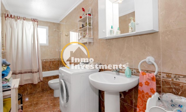 Resale - Apartment - Torrevieja - Centro