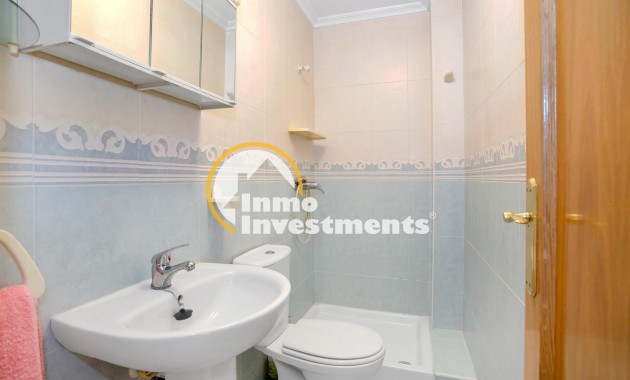 Resale - Apartment - Torrevieja - Centro