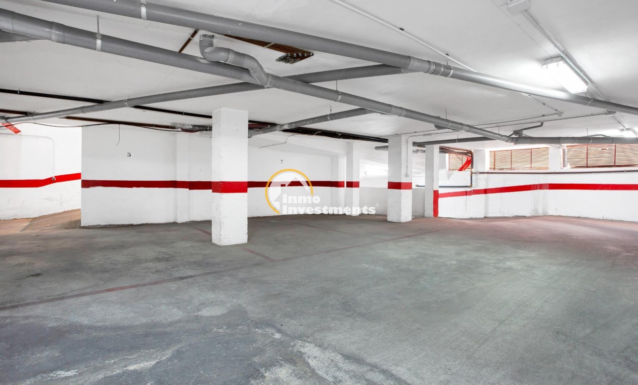 Resale - Apartment - Torrevieja - Centro