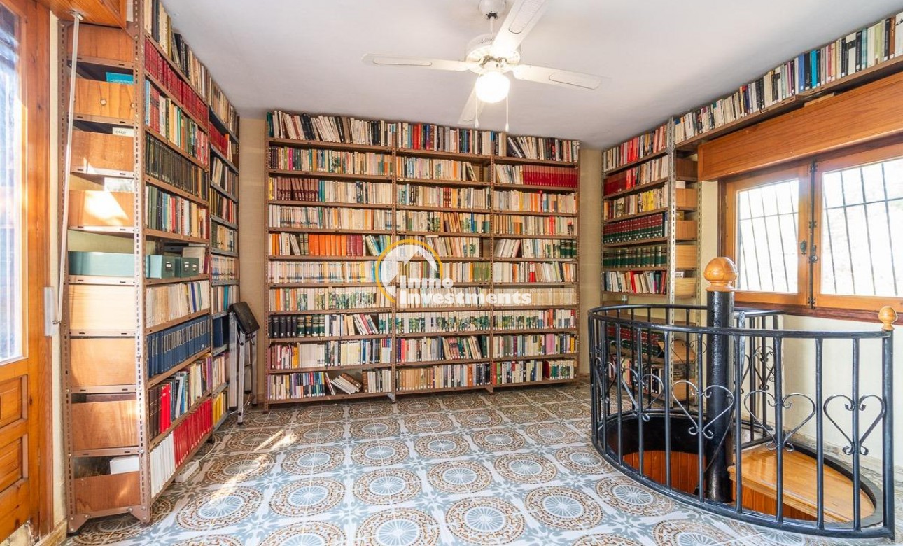 Bestaande bouw - Villa - Pinar de Campoverde