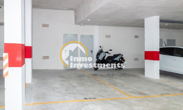 Resale - Apartment - Los Altos