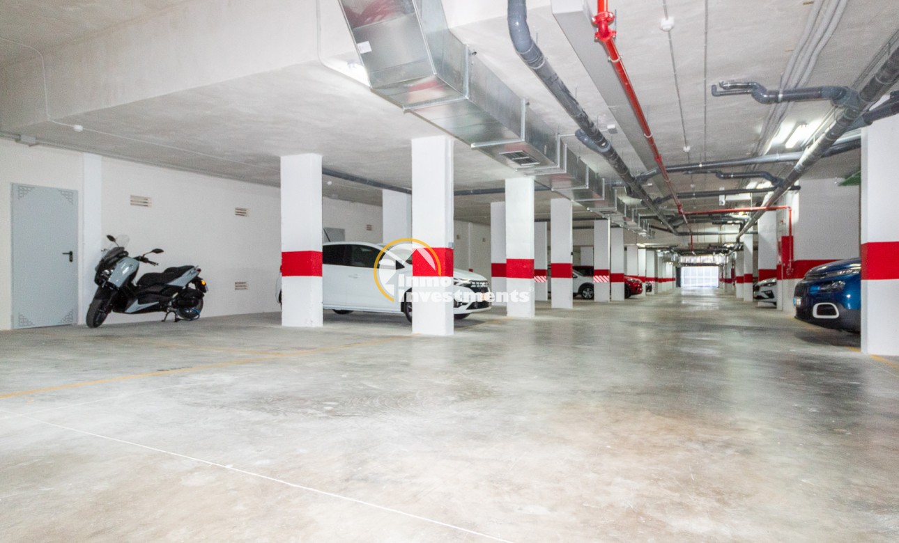 Resale - Apartment - Los Altos