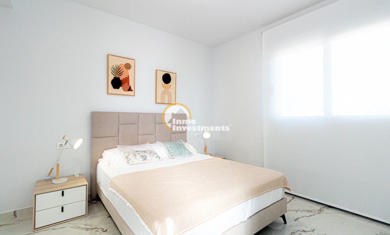Resale - Apartment - Los Altos