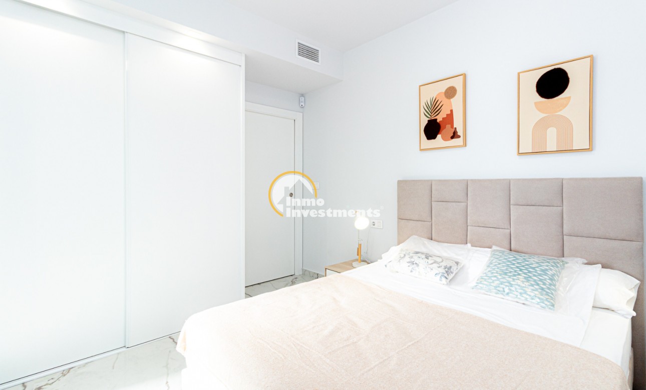 Resale - Apartment - Los Altos