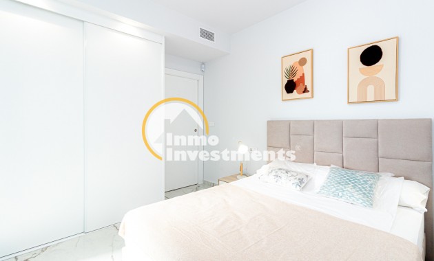Resale - Apartment - Los Altos