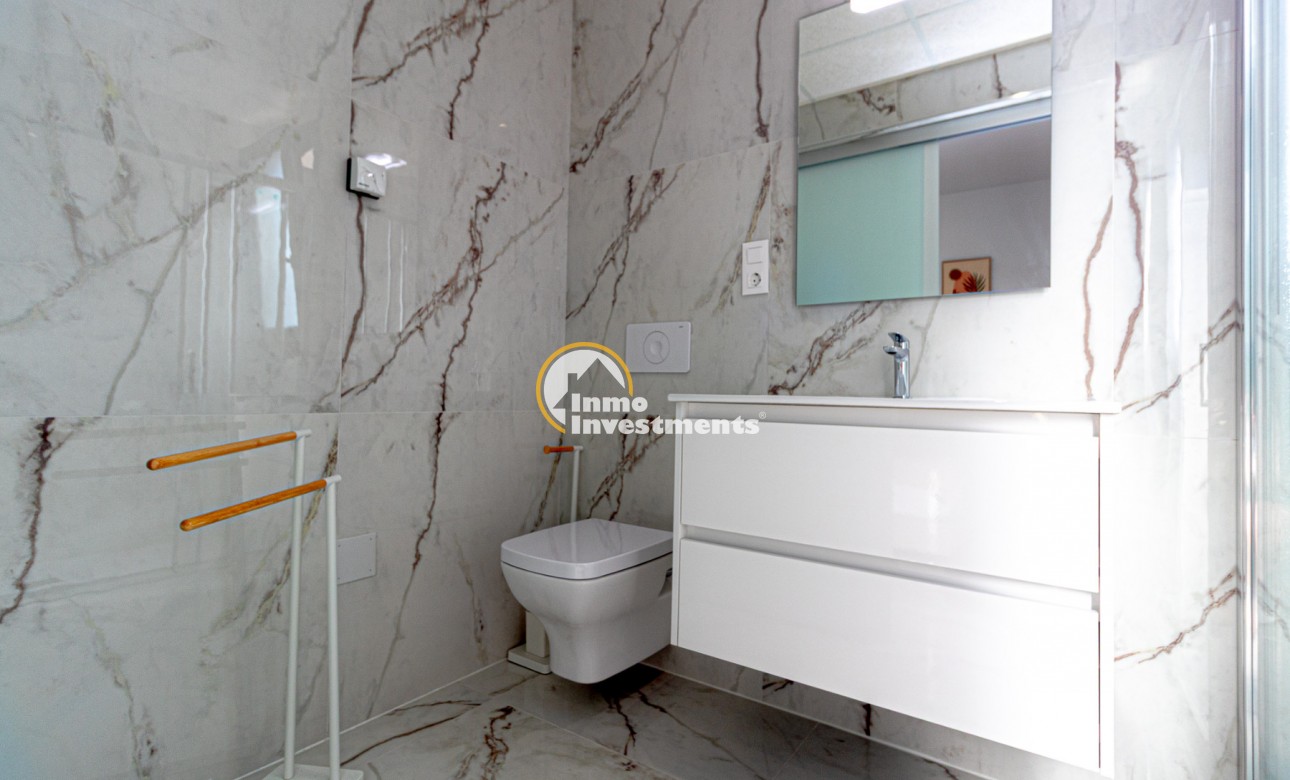 Resale - Apartment - Los Altos