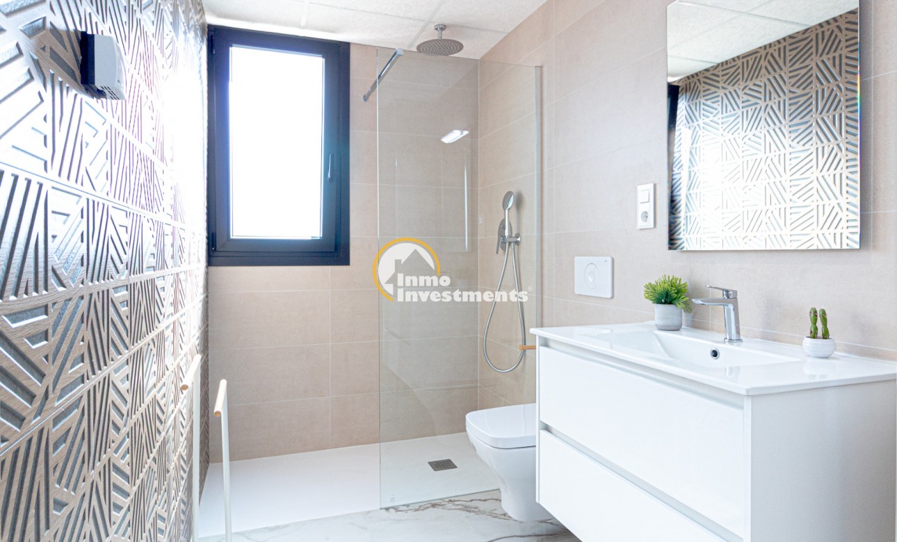 Resale - Apartment - Los Altos