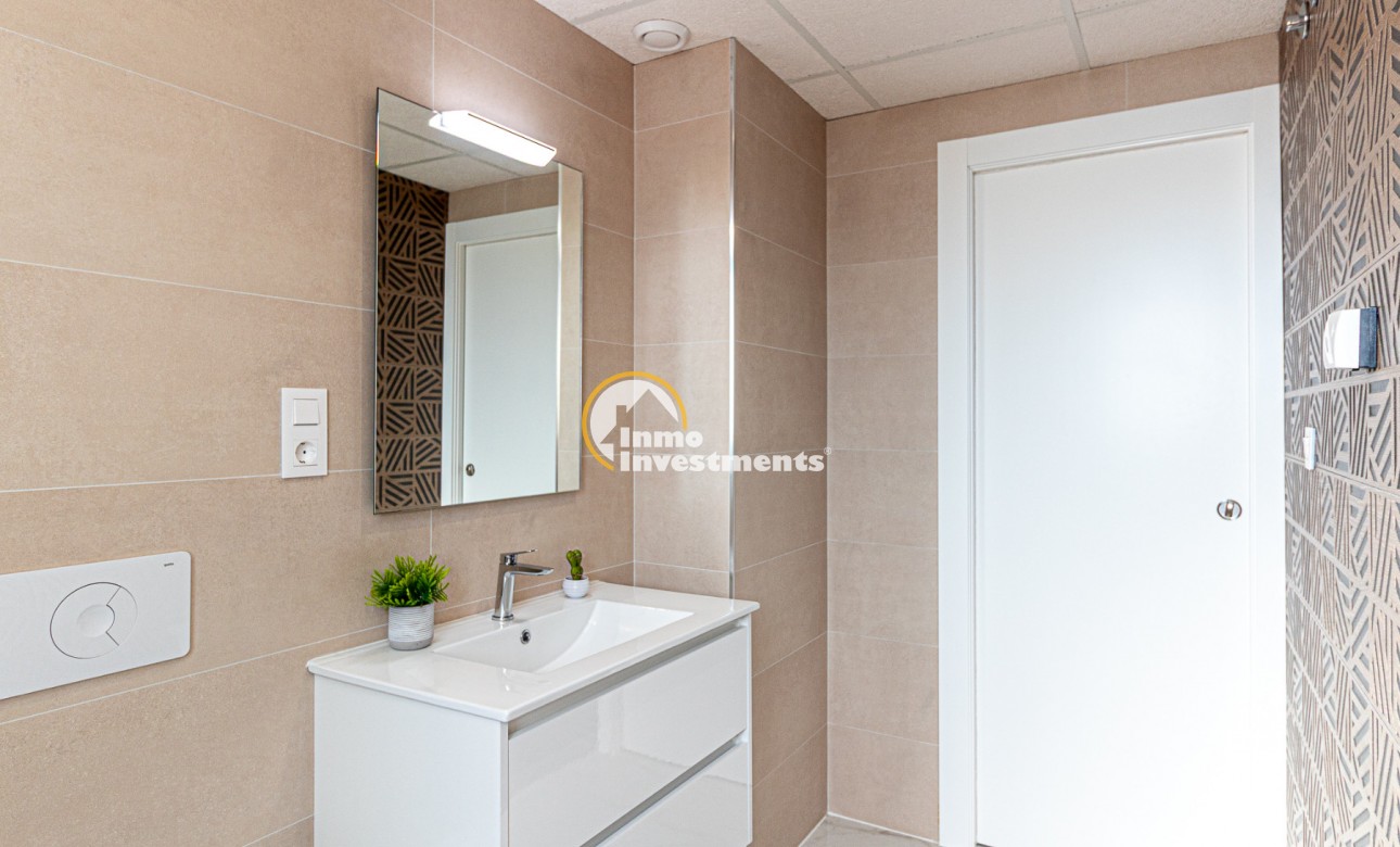 Resale - Apartment - Los Altos