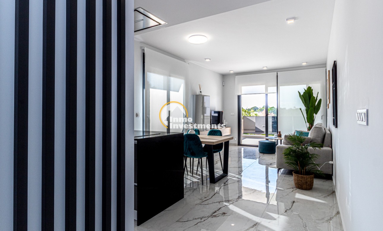 Resale - Apartment - Los Altos