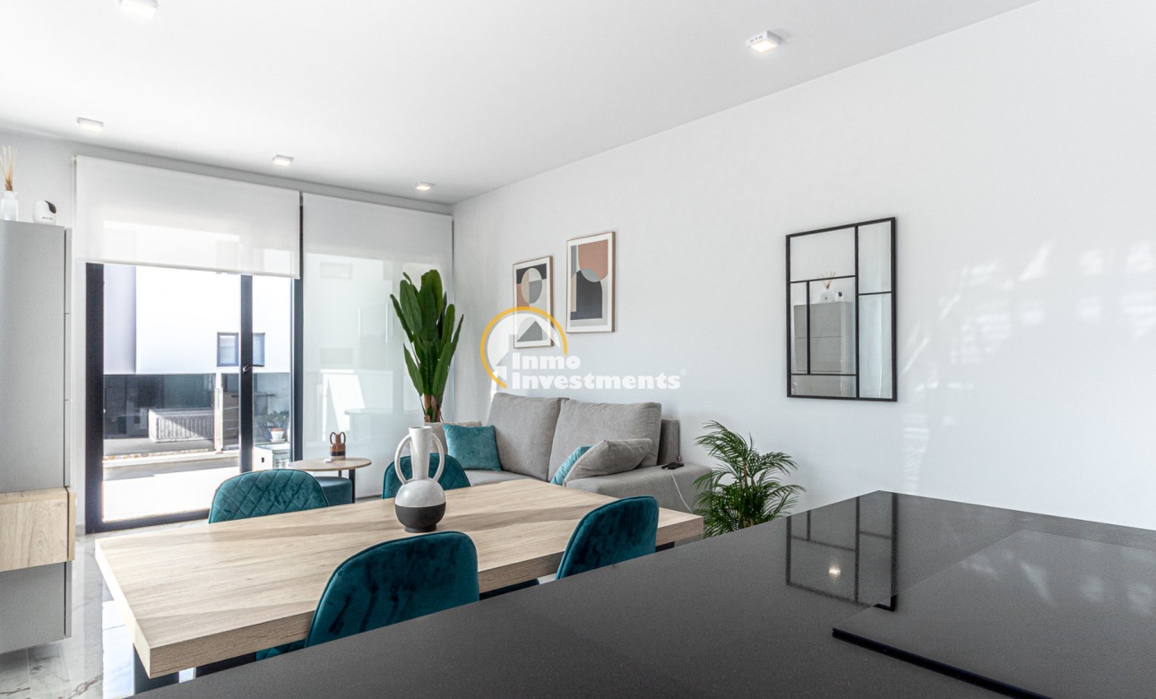Resale - Apartment - Los Altos