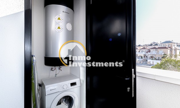 Resale - Apartment - Los Altos