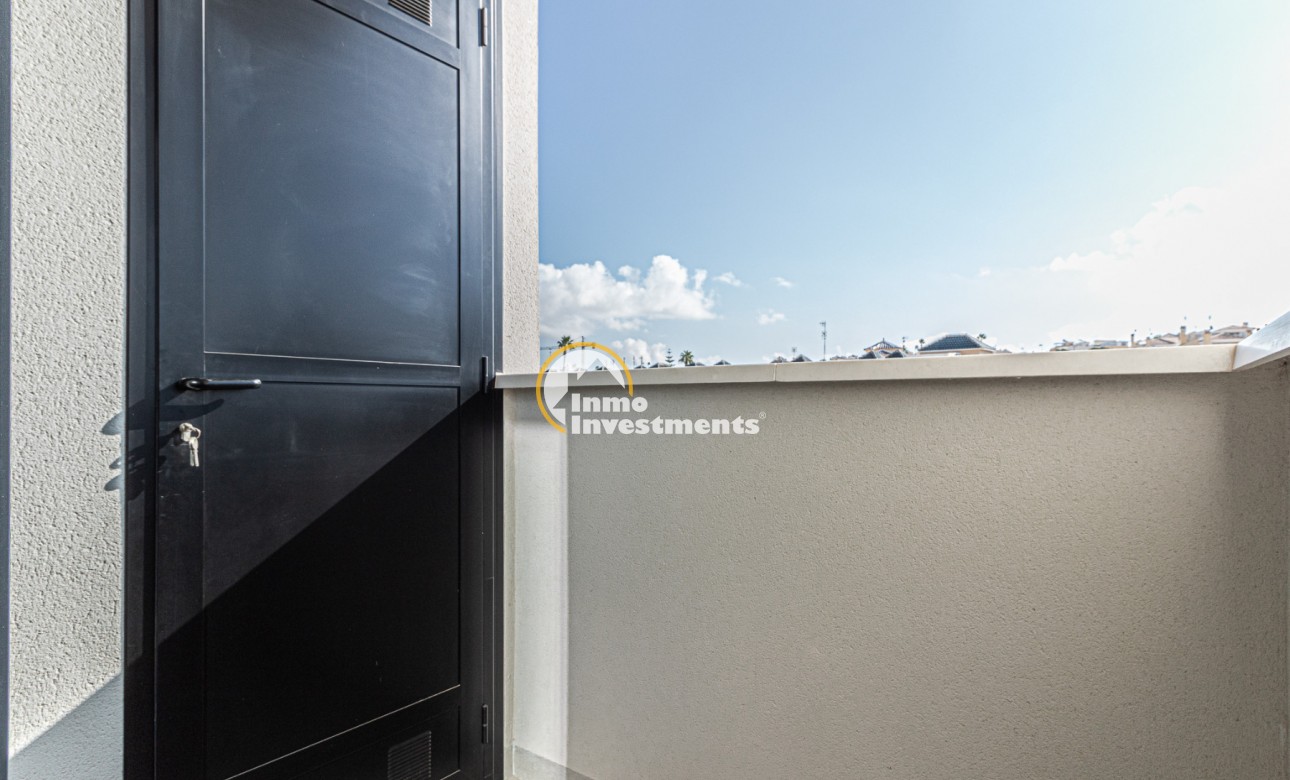 Resale - Apartment - Los Altos