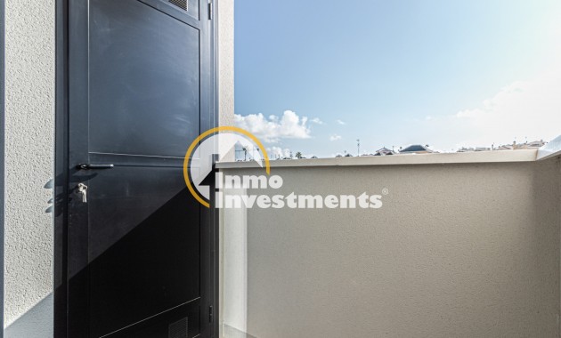 Resale - Apartment - Los Altos