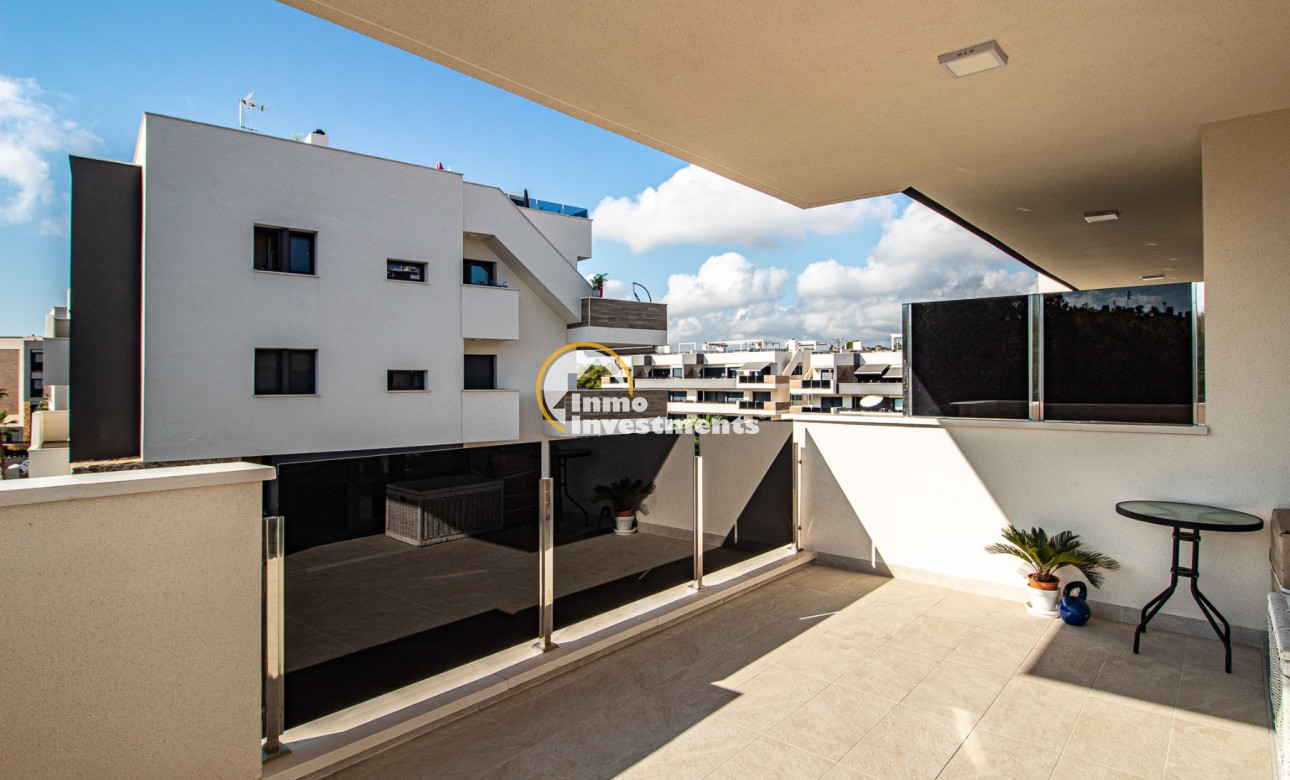 Resale - Apartment - Los Altos