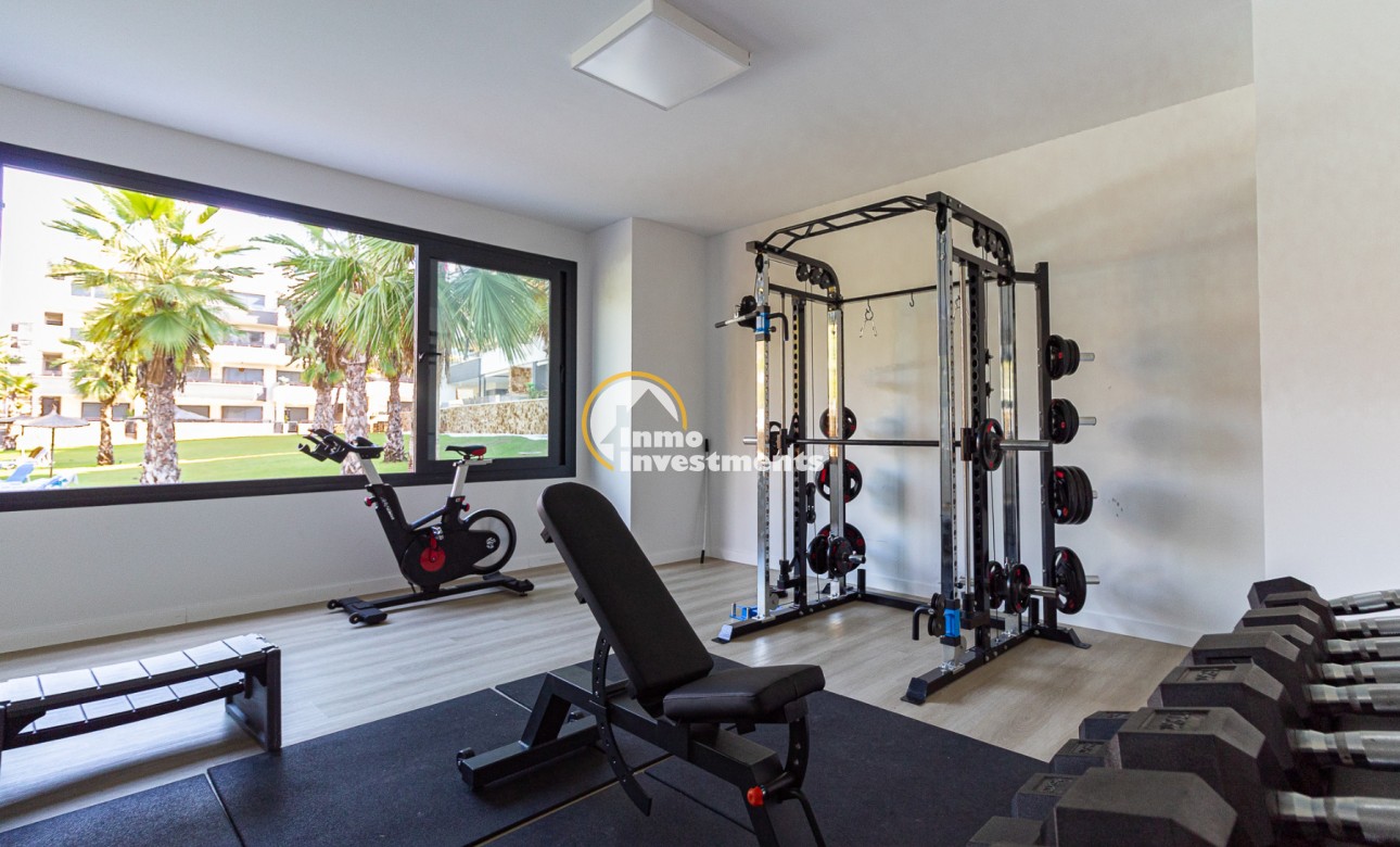 Resale - Apartment - Los Altos