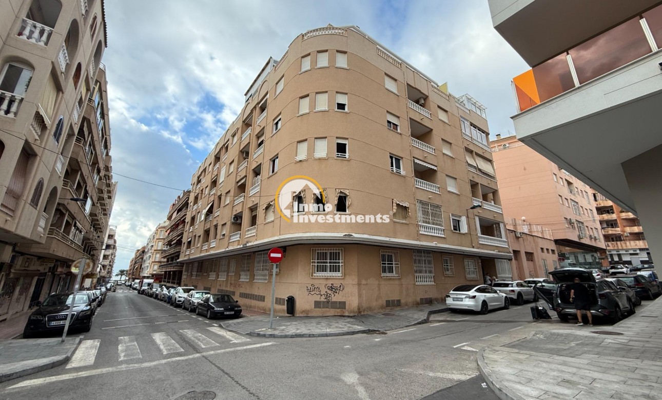 Resale - Apartment - Torrevieja - Playa del Cura