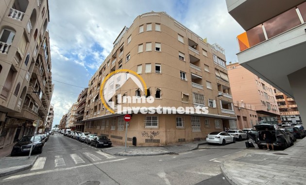 Resale - Apartment - Torrevieja - Playa del Cura