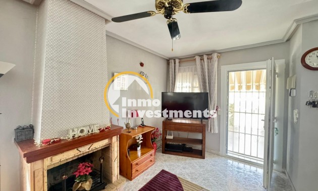 Bestaande bouw - Villa - Punta Prima