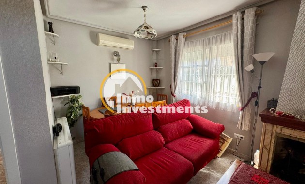 Bestaande bouw - Villa - Punta Prima