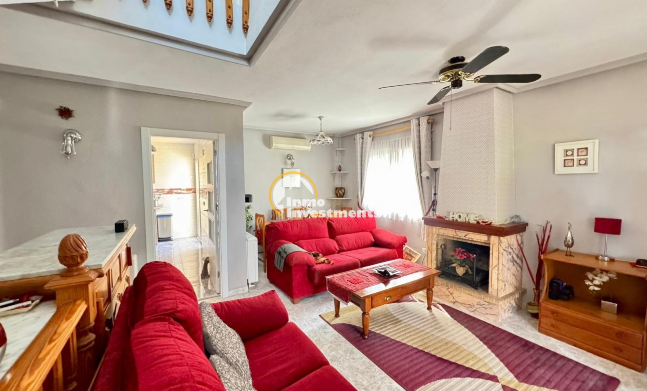 Bestaande bouw - Villa - Punta Prima