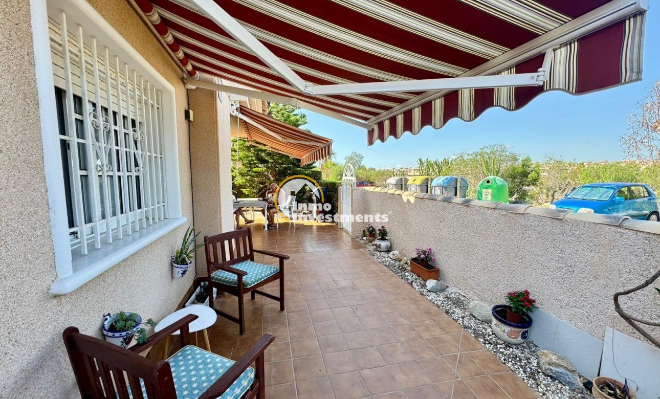 Bestaande bouw - Villa - Punta Prima