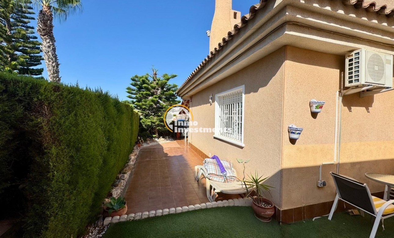 Bestaande bouw - Villa - Punta Prima