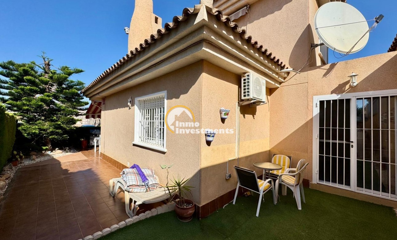 Bestaande bouw - Villa - Punta Prima