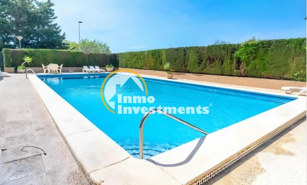 Bestaande bouw - Villa - Punta Prima