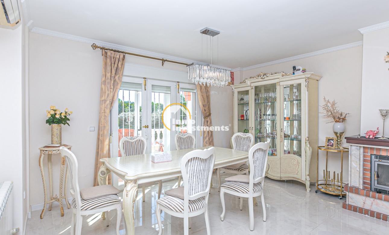 Resale - Villa - Campoamor - Campoamor Golf