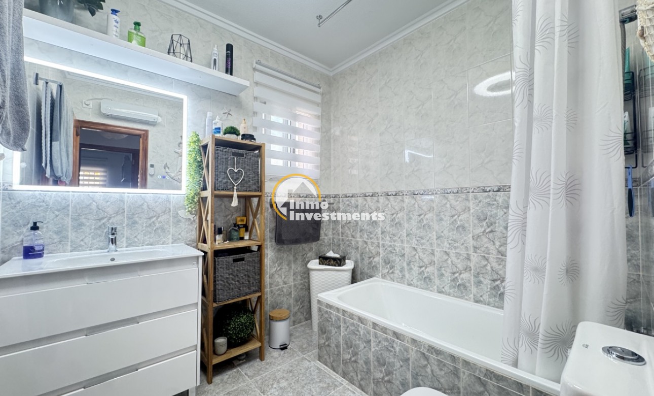 Resale - Villa - Villamartin - Montegolf