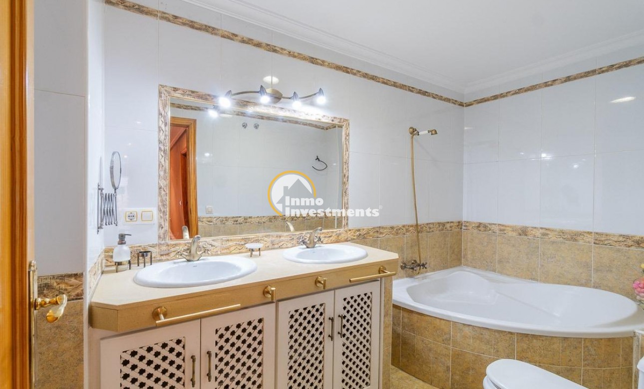 Reventa - Apartamento - Torrevieja - Centro Torrevieja