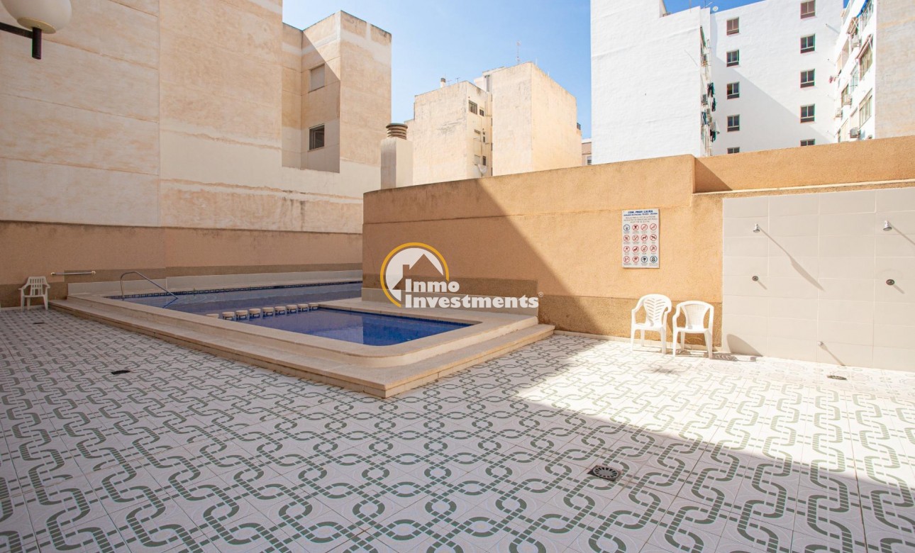 Resale - Apartment - Torrevieja - Centro