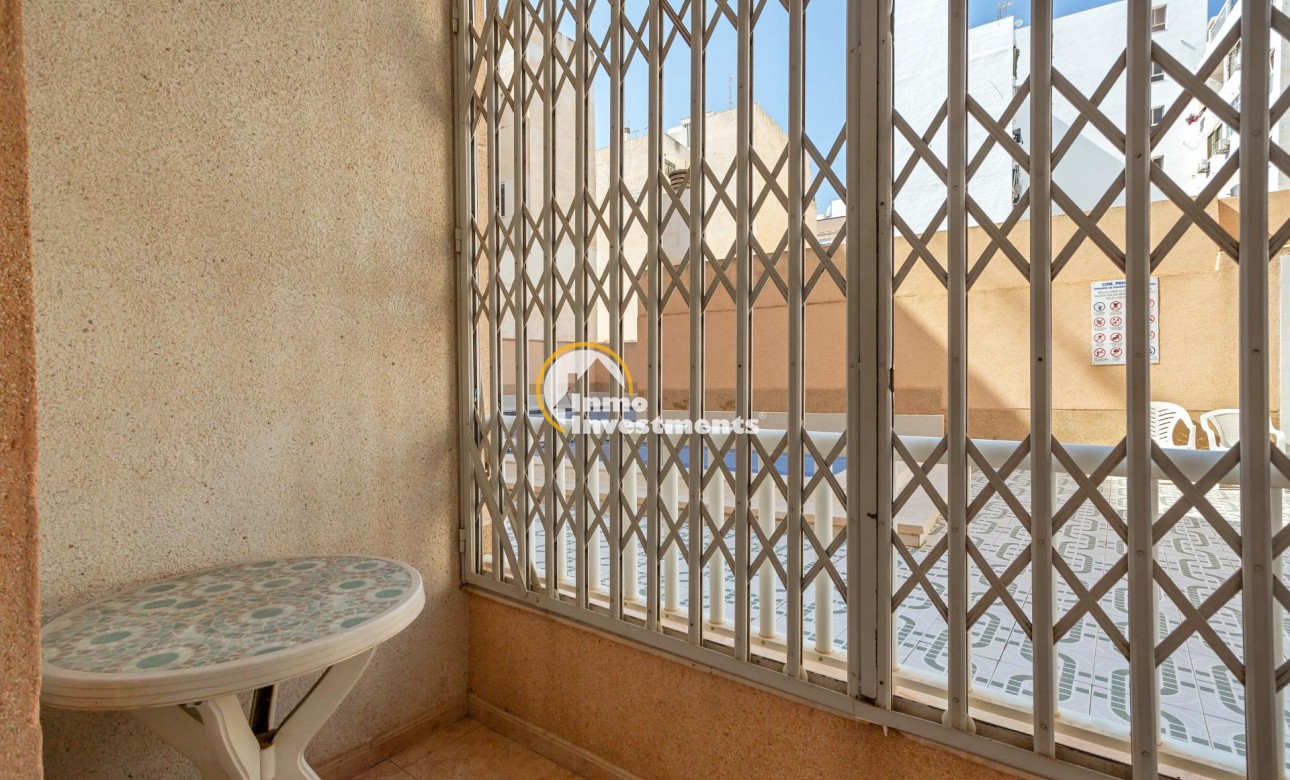 Resale - Apartment - Torrevieja - Centro