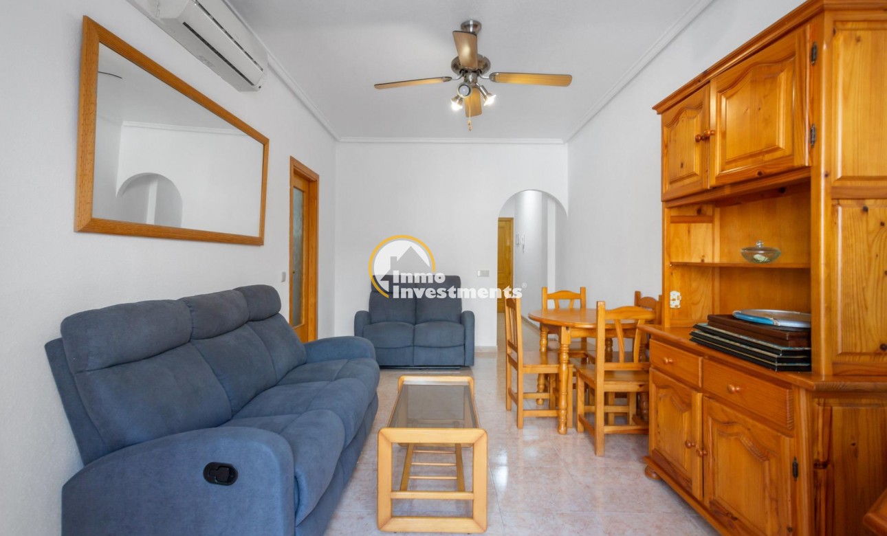 Resale - Apartment - Torrevieja - Centro