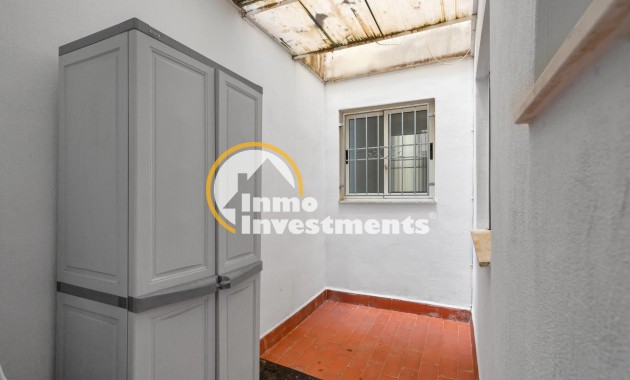 Resale - Apartment - Torrevieja - Centro