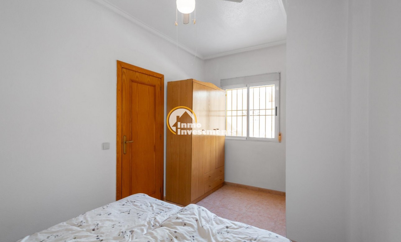 Resale - Apartment - Torrevieja - Centro