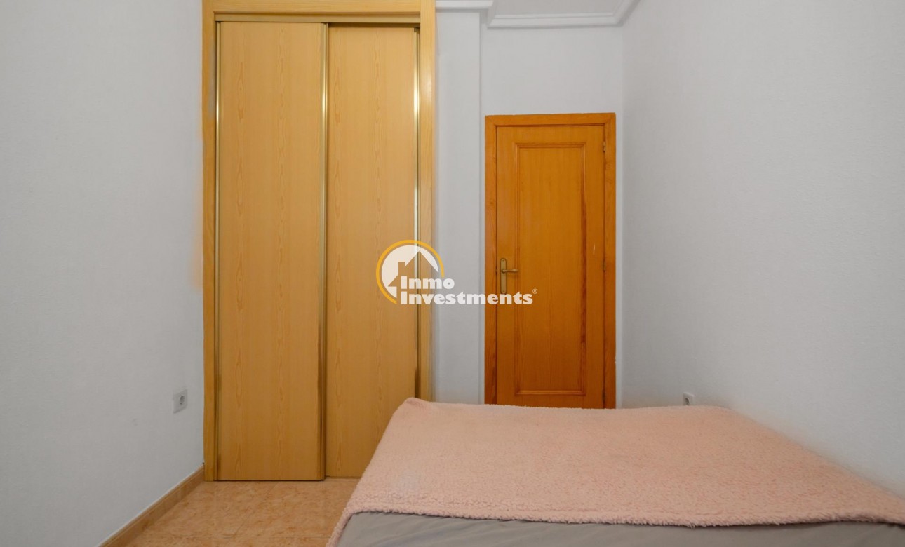 Resale - Apartment - Torrevieja - Centro