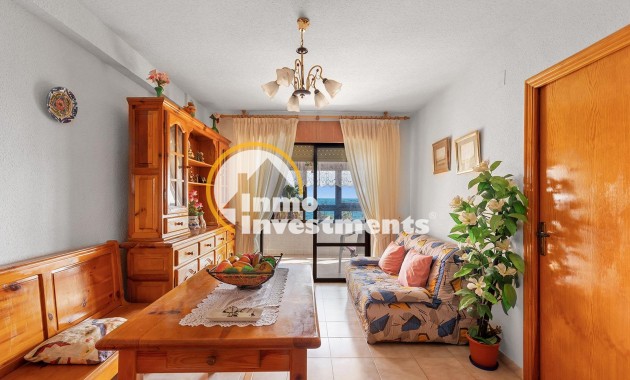 Resale - Apartment - Torrevieja - La Mata