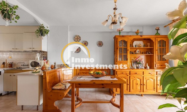 Resale - Apartment - Torrevieja - La Mata