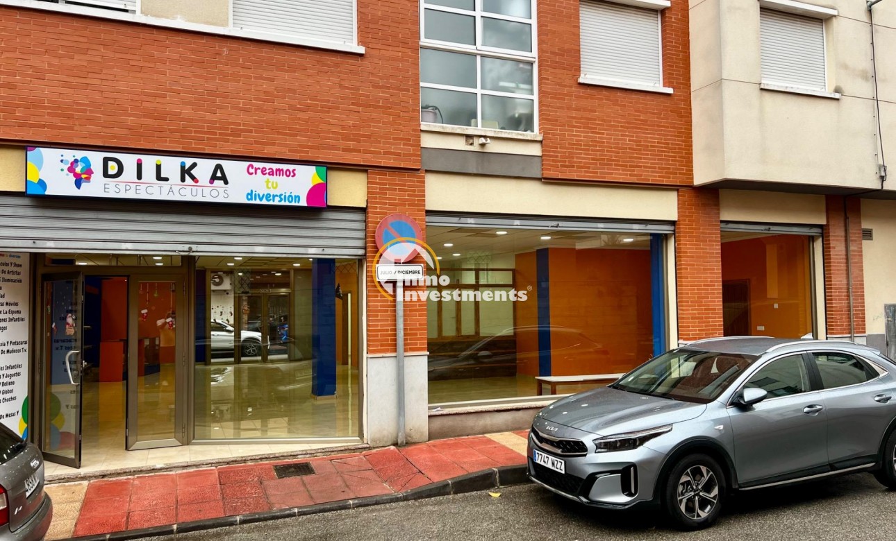 Reventa - Local comercial - Beniel