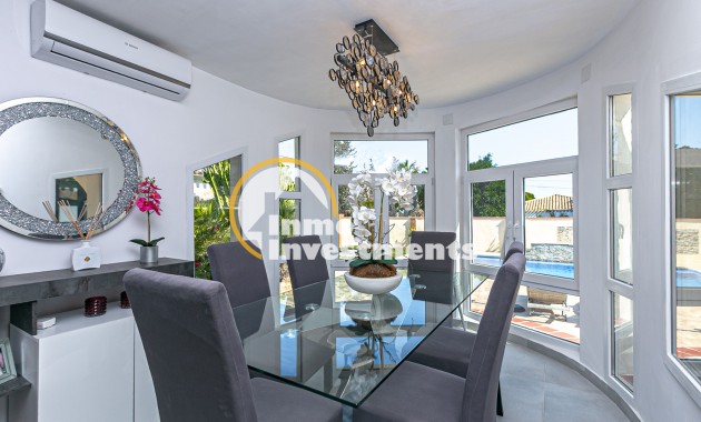 Resale - Villa - Campoamor - Lomas de Don Juan