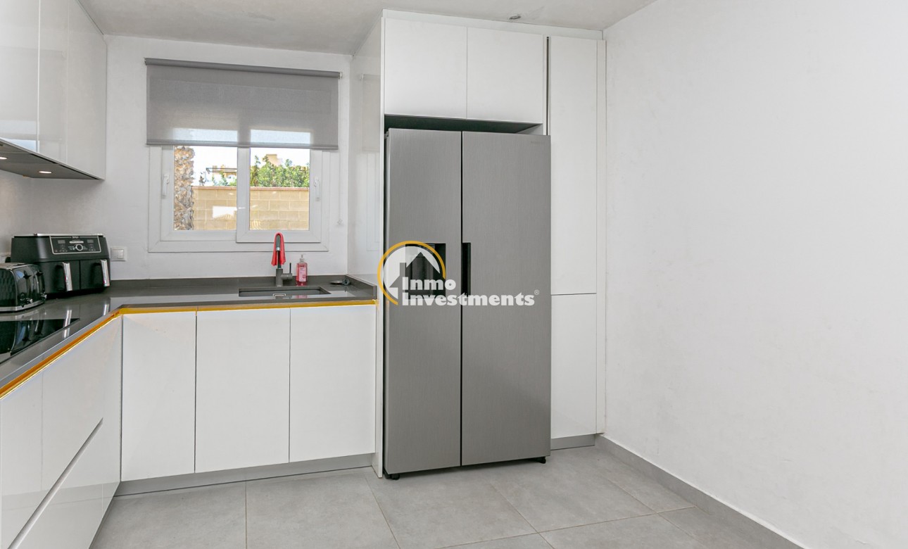 Resale - Villa - Campoamor - Lomas de Don Juan