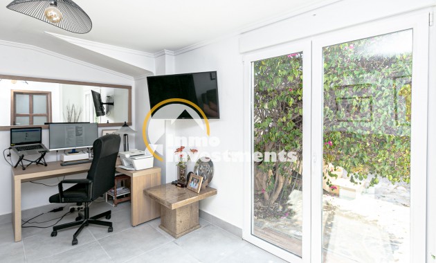 Resale - Villa - Campoamor - Lomas de Don Juan