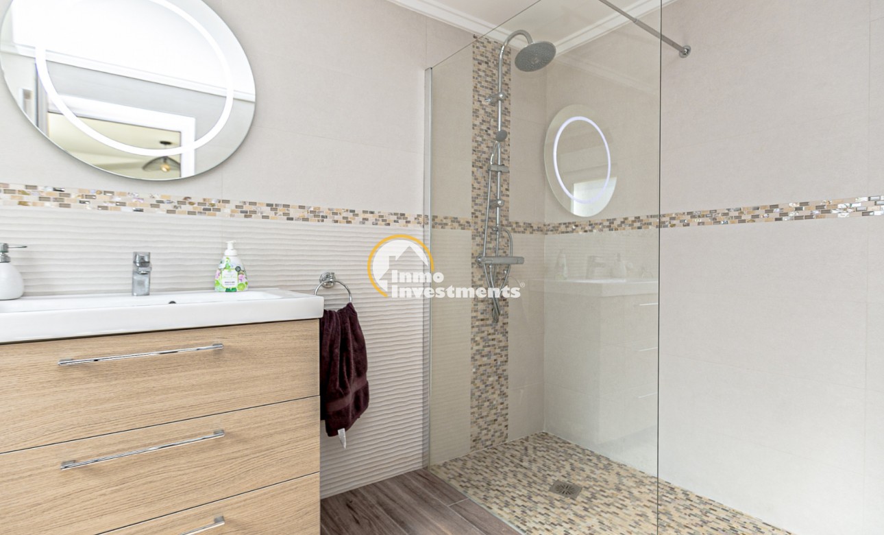 Resale - Villa - Campoamor - Lomas de Don Juan