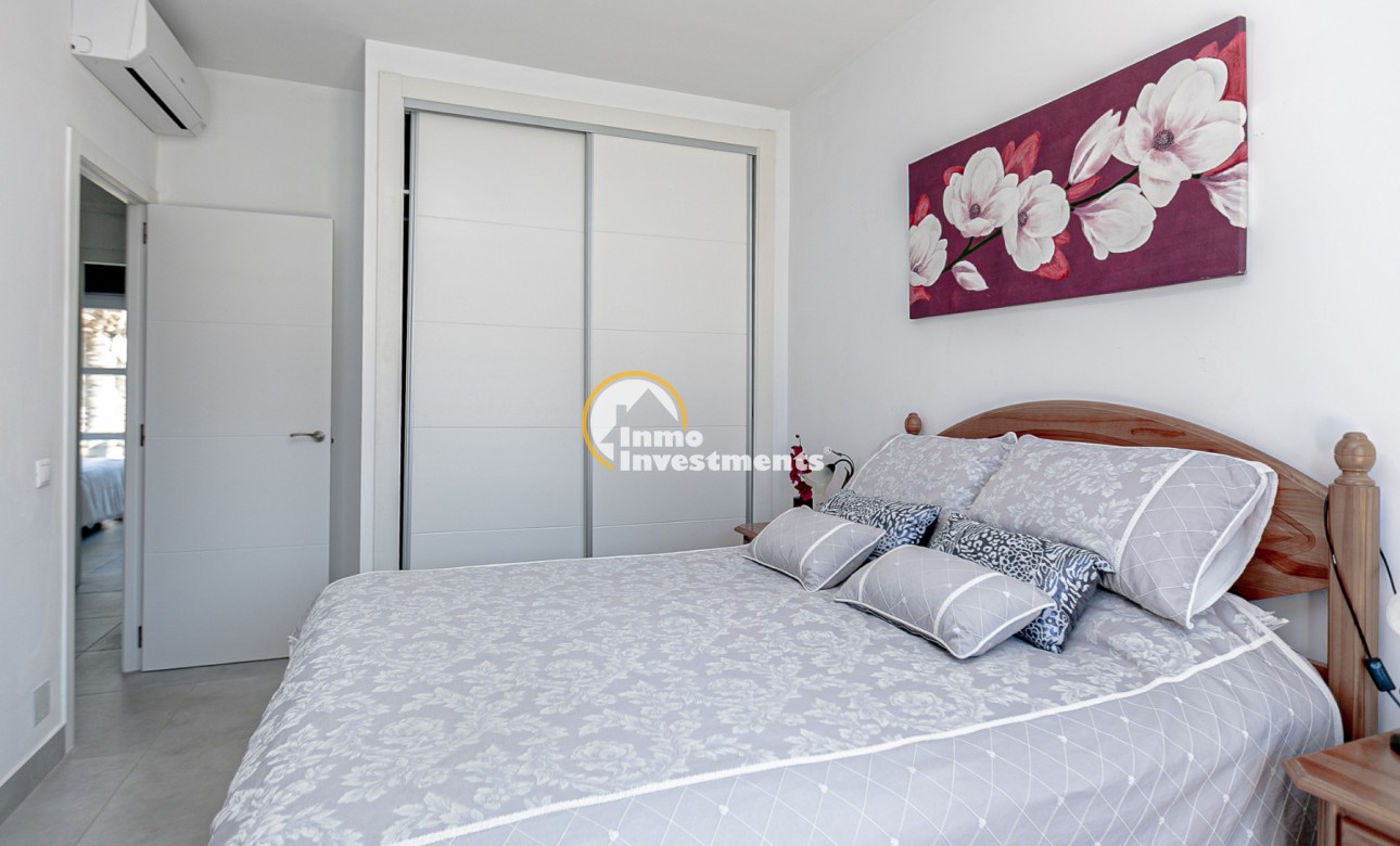 Resale - Villa - Campoamor - Lomas de Don Juan