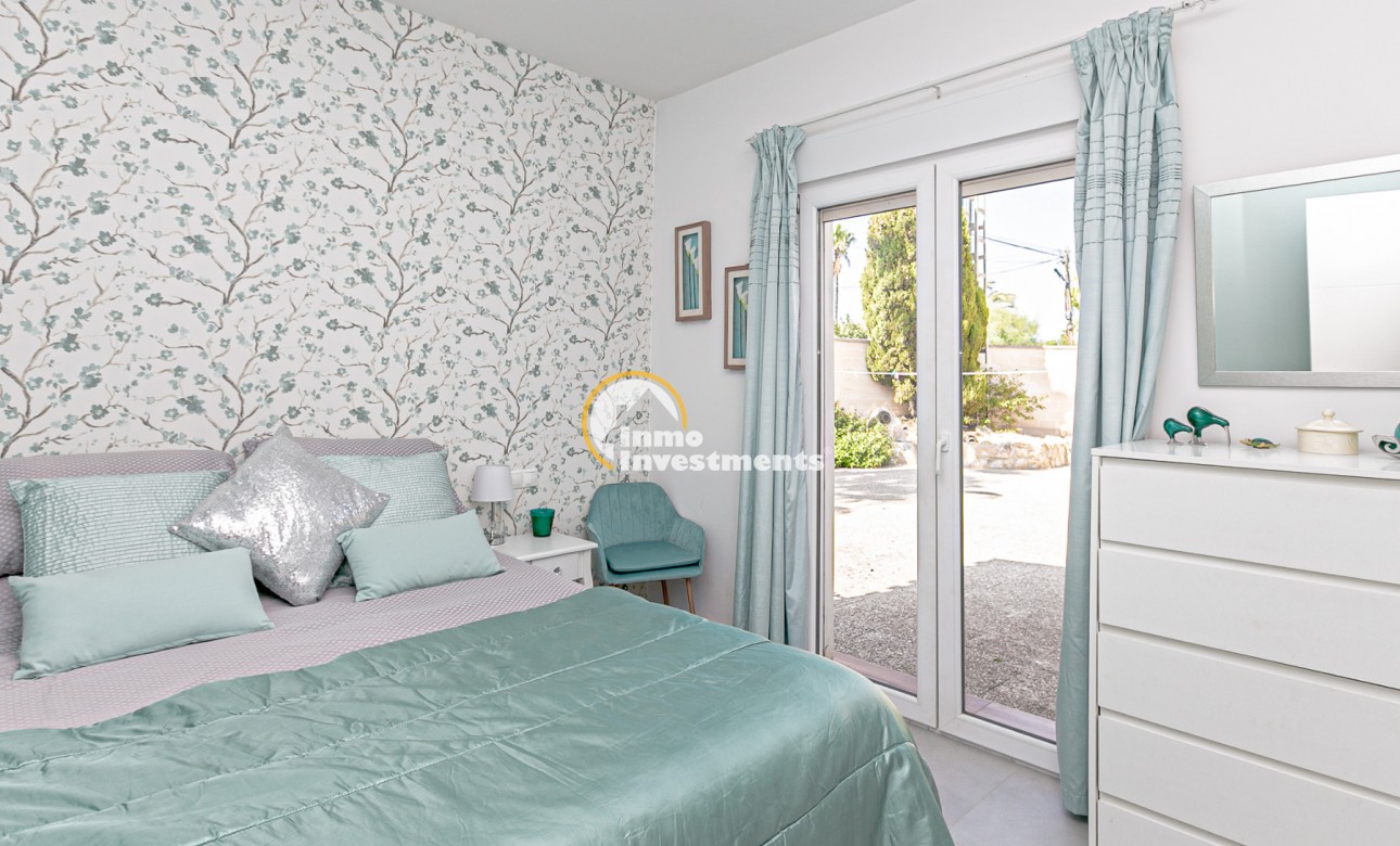 Resale - Villa - Campoamor - Lomas de Don Juan