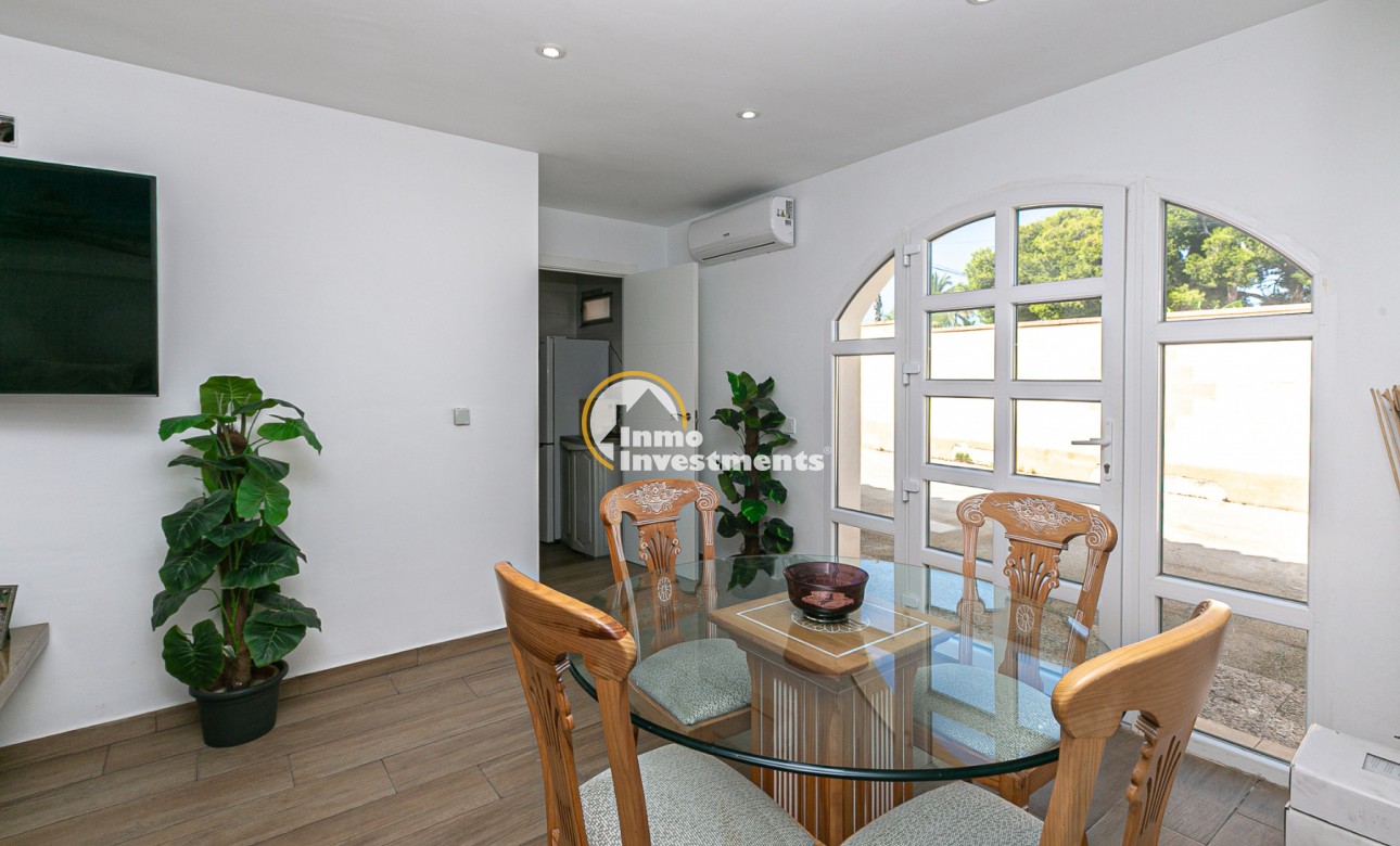 Resale - Villa - Campoamor - Lomas de Don Juan