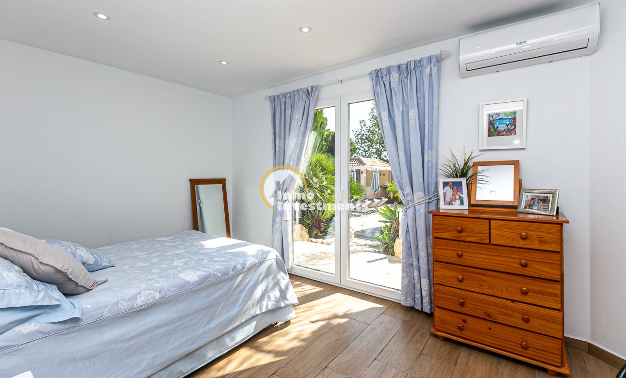 Resale - Villa - Campoamor - Lomas de Don Juan