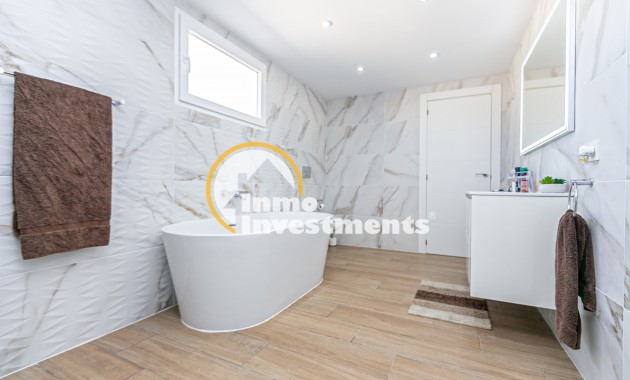 Resale - Villa - Campoamor - Lomas de Don Juan