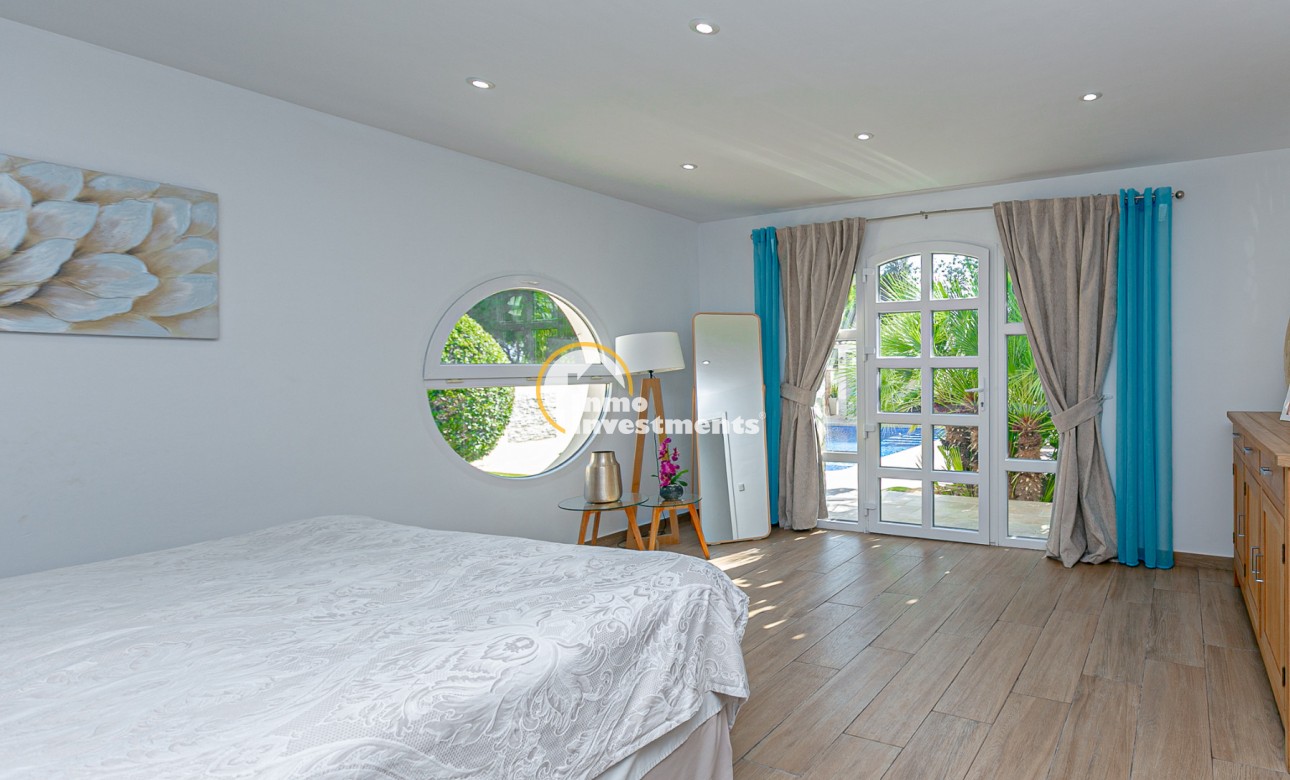 Resale - Villa - Campoamor - Lomas de Don Juan